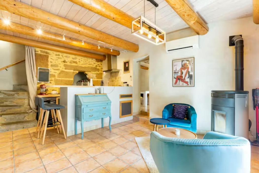 Couette-café La Parenthese, D'hotes Rochegude (Drome)